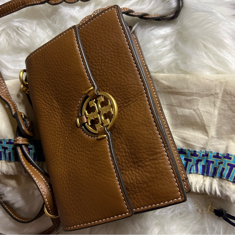 Tory Burch Light Umber Miller Flap Leather Shoulder Bag - Picture 13 of 14
